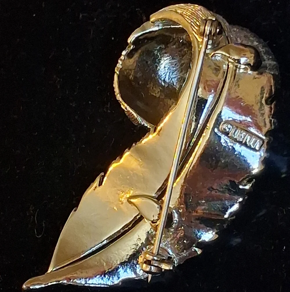 Lisner Goldtone Bird Feather Quill Brooch Textured